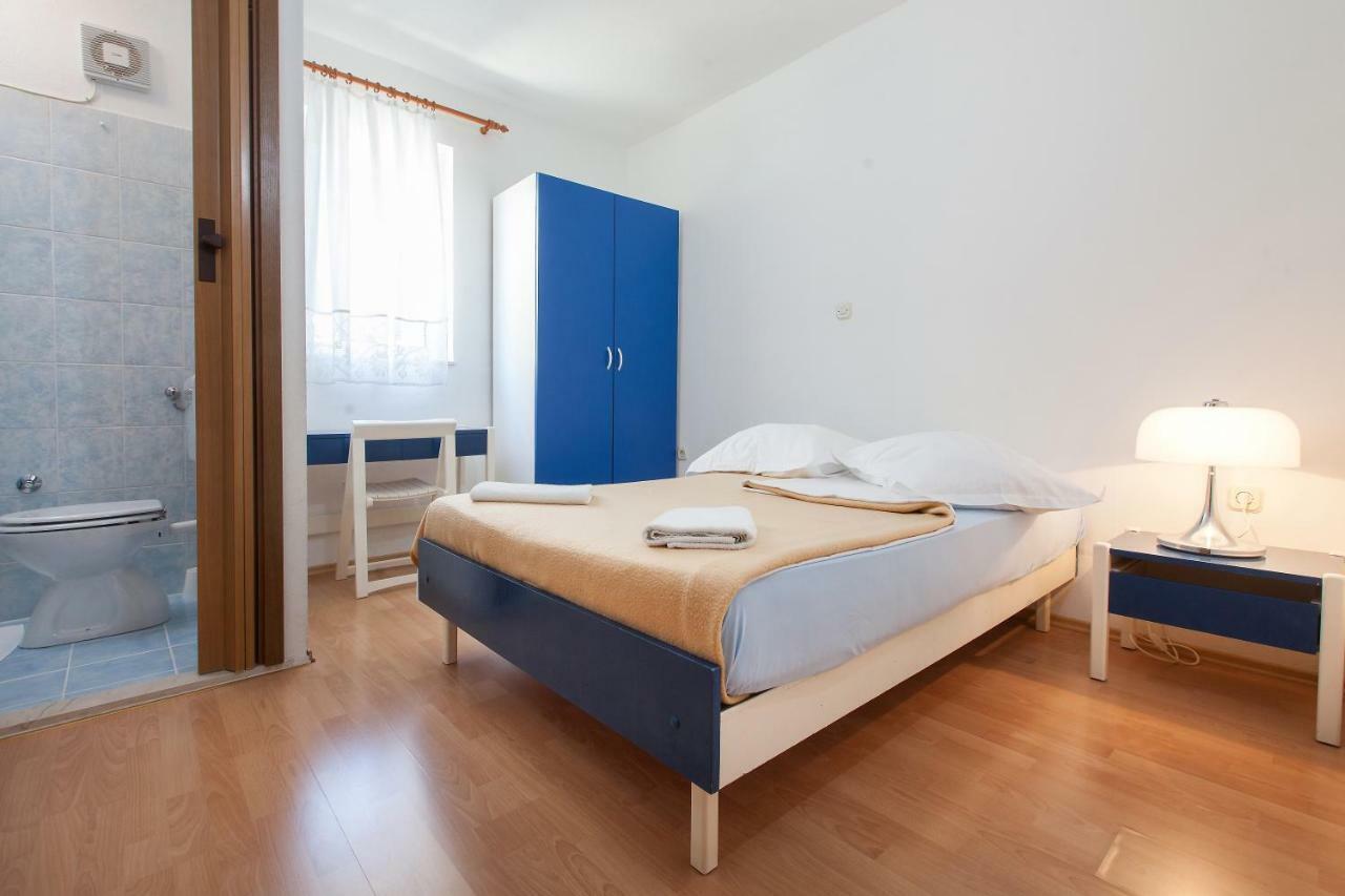 Apartmani Ivica Krzanic Podgora Eksteriør billede
